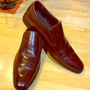 Kenneth Cole Burgundy Loafers